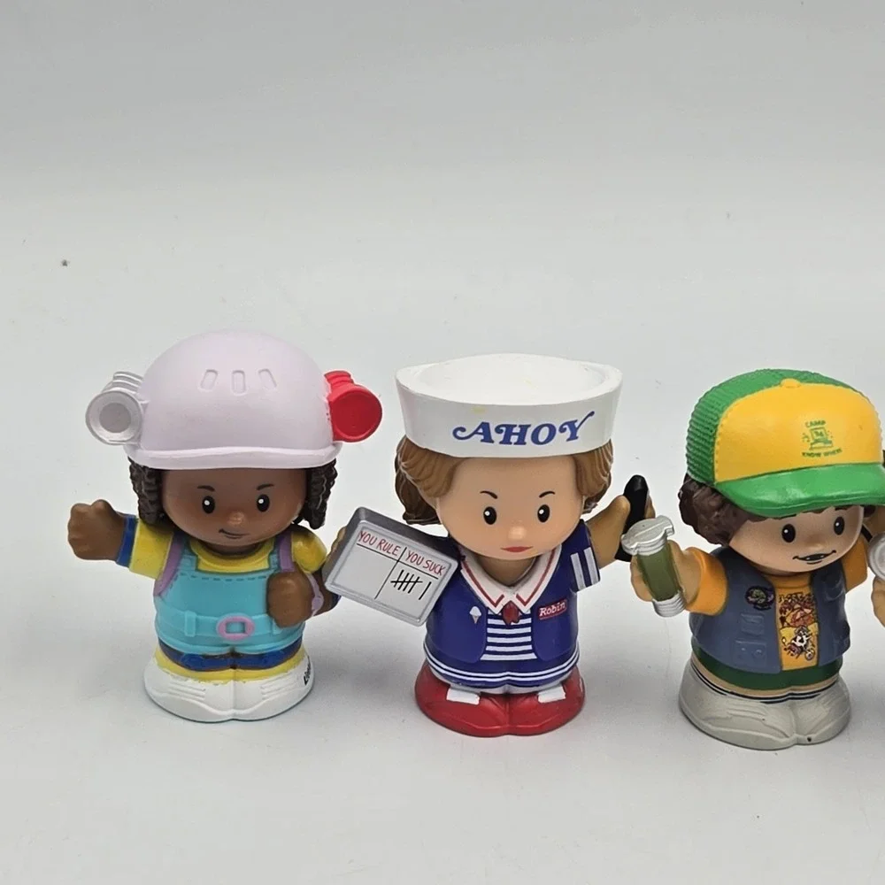 Little People Stranger Things Scoops Ahoy Set Robin & Steve Collector Figures